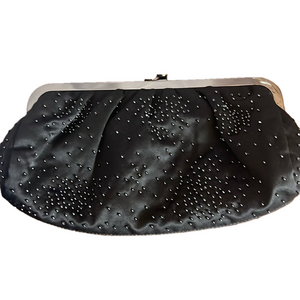 FORMAL Snapshut Black Cloth Beaded Clutch
